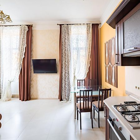 Leogrand Apartments On Doroshenka Street 1 إلفيف المظهر الخارجي الصورة