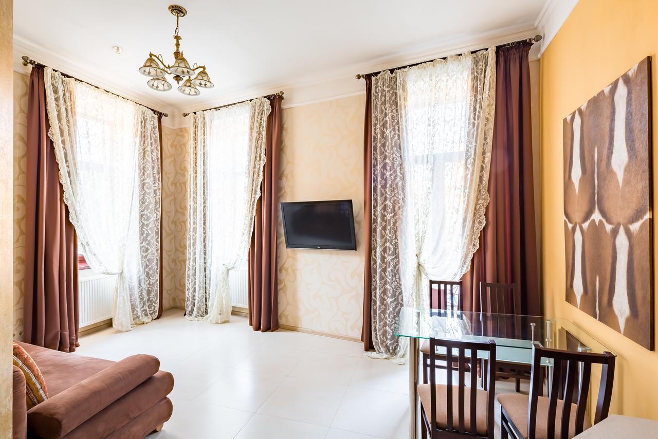 Leogrand Apartments On Doroshenka Street 1 إلفيف المظهر الخارجي الصورة