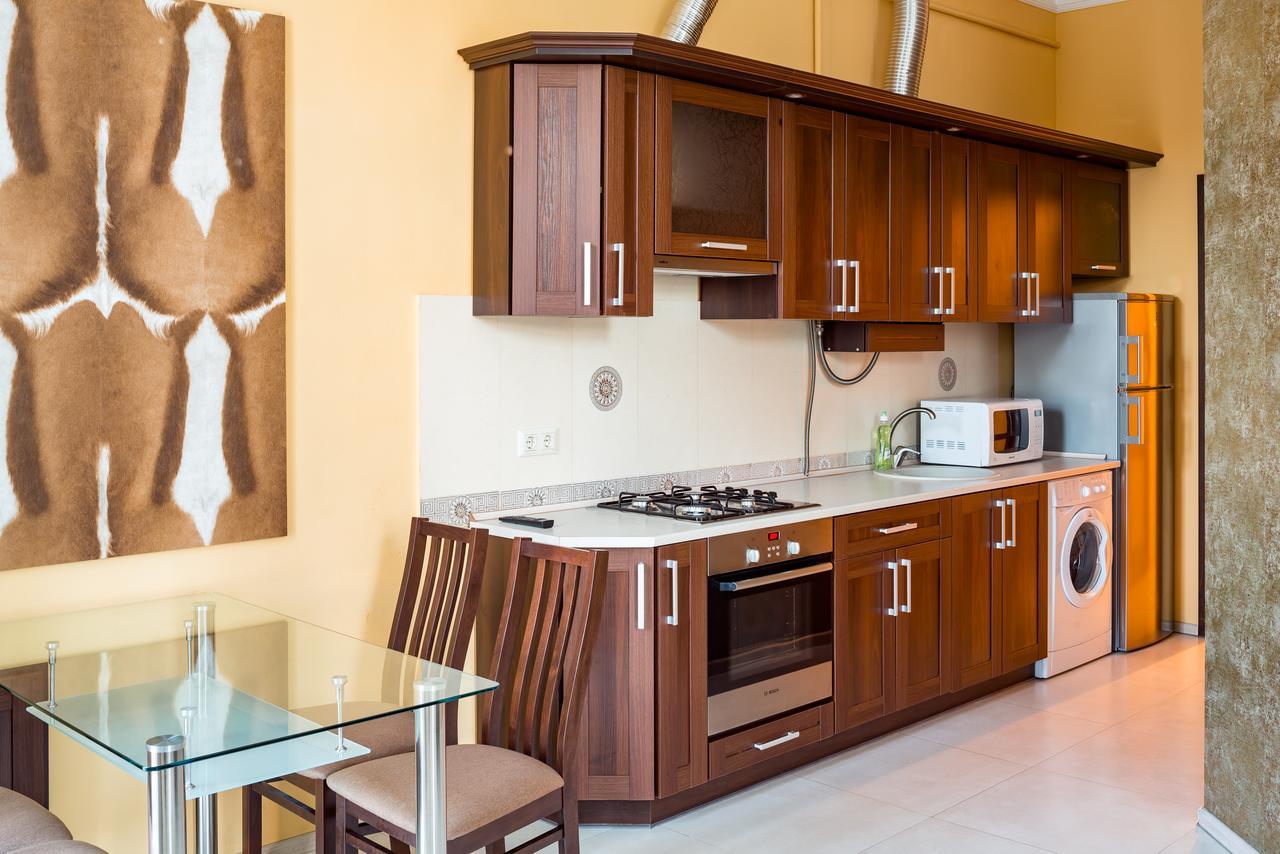 Leogrand Apartments On Doroshenka Street 1 إلفيف المظهر الخارجي الصورة